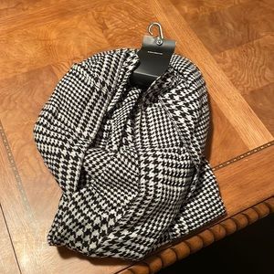 Brand new infinity scarf